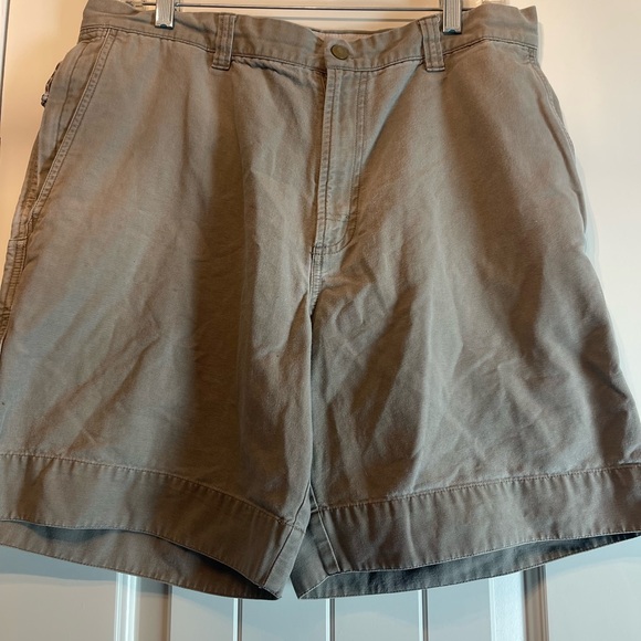 Columbia Men's Flat Front Tan Shorts - Picture 1 of 5